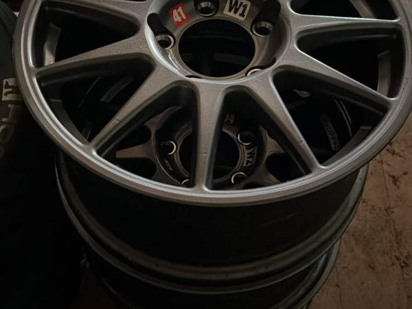 Speedline RX wheels 8x17 PCD 5x135